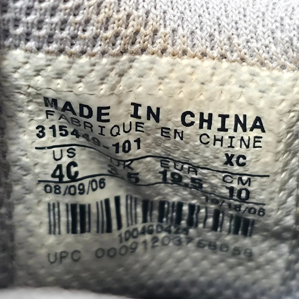 Nike Shox Turbo White &‎ Silver Toddler Sneakers Size 4C 315449-101 Hook & Loop